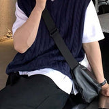 1719912186f04a936e496c881ed988cb1c6489fc7c_thumbnail_900x.webp