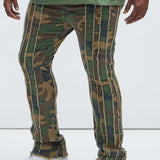 Pantalón Apilado De Pierna Ancha Going Down Fray - Camuflaje