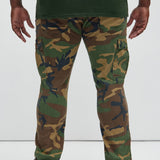 Pantalón Ruthless Embroidered Stacked Skinny Cargo Flare - Camuflaje