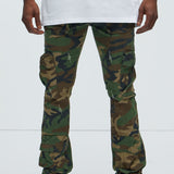 Pantalón Ajustado Y Acampanado Pick Me Up Cargo - Camuflaje