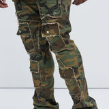 Pantalón Ajustado Y Acampanado Let's Go Fray Cargo - Camuflaje