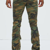 Pantalón Ajustado Y Acampanado Let's Go Fray Cargo - Camuflaje