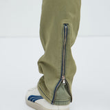 Pantalón We On Cargo Stacked Skinny Zipper Flare - Oliva