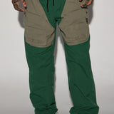 Antes de mi juego, pantalones de utilidad rectos de nylon - verde / combinación