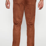 Pantalones de imitación de gamuza con raja lateral - color camel