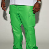 Pantalones de carga acampanados de cuero sintético Alisos - Verde