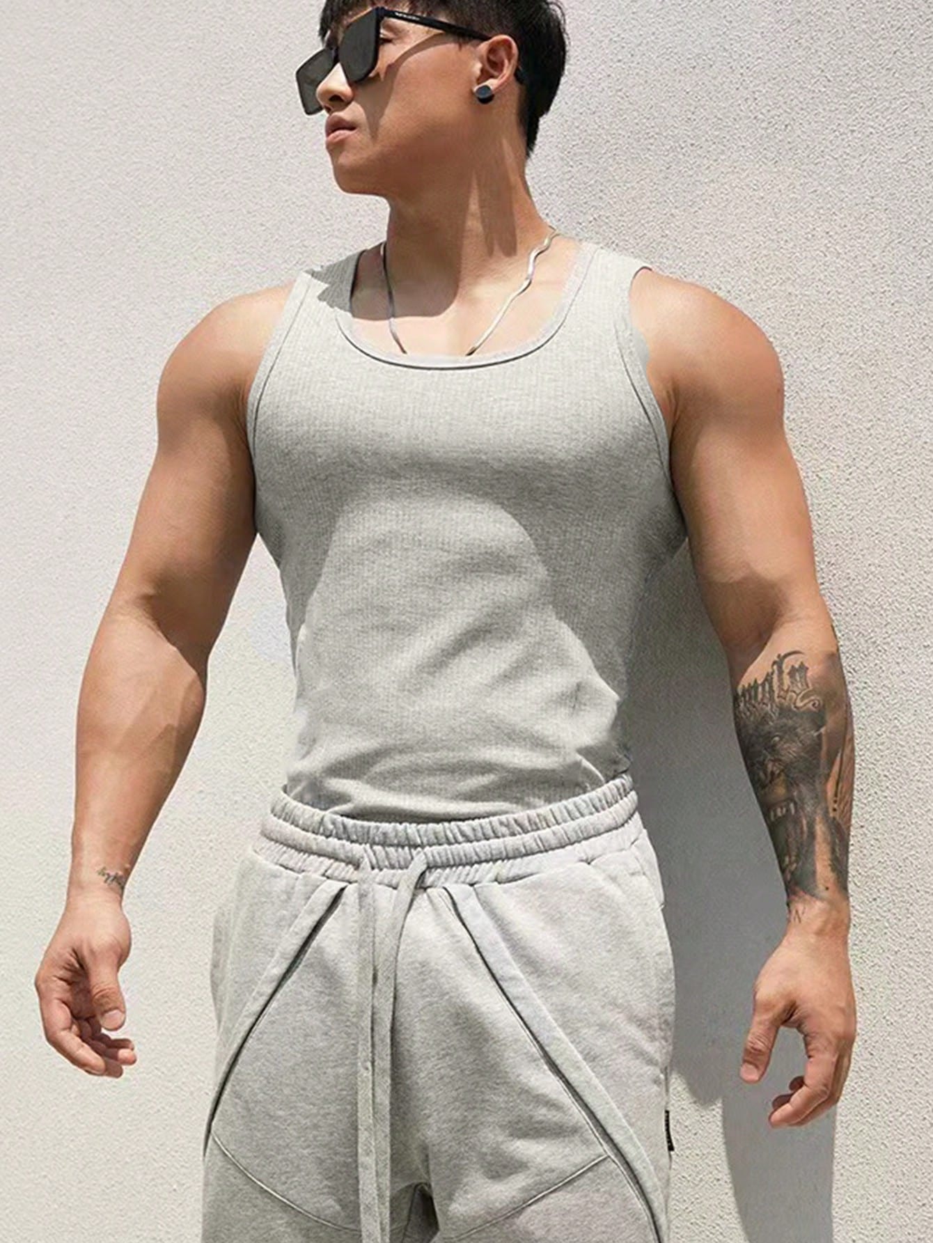 16813670809953e9814b44b071296c1af967abc19e.jpg