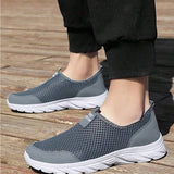 deportivo Zapatillas deportivas para hombres , con estampado de letra Zapatos para correr slip on