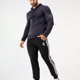 Manfinity Fitness Hombres Pantalones deportivos con estampado de corona y letra con costura lateral en contraste de cintura con cordon