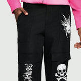 ROMWE Goth Hombres Pantalones con estampado de craneo y letra con bolsillo con solapa