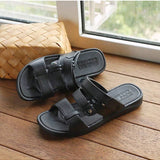 Sandalias De Dos Usos Para Hombre De Playa De Verano De Plastico De Pvc De Nuevo Estilo Con Suela De Goma Suave Antideslizante, Transpirables, Resistentes Al Desgaste, Perfectas Para Conducir Y Ducharse