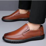 NEW Zapatos para hombres, negocios casuales, suaves y transpirables con suela antideslizante, comodos y ligeros, resistentes al desgaste para hombres de mediana edad