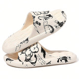 Zapatillas de hombre estampadas con oso, color blanco, moda para el hogar, zapatillas de exterior con suela suave antideslizante