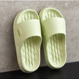 Zapatillas gruesas de EVA con caracteristicas antideslizantes y antiolor, adecuadas para uso en el hogar, perfectas para uso interior y exterior en verano.