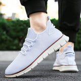 Zapatos de running para hombres, zapatillas de malla transpirable, elegantes y versatiles, ligeras y resistentes al olor
