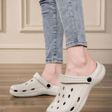 Sandalias comodas para pareja de moda casual bajitas, solidas de color con huecos, antideslizantes, suaves y con suela gruesa