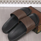 Sandalias de hombre, chanclas de playa para hombre sencillas y con estilo, pantuflas de hogar, zapatos de ducha, zapatillas de interior, sandalias de bano, comodidad suprema, ligeras, antideslizantes, faciles de limpiar