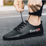 NEW Zapatos casuales sin cordones para hombres, transpirables y antideslizantes, con suela suave y estilo moderno coreano