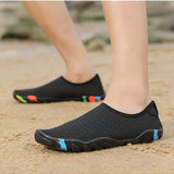 Zapatos acuaticos para hombres, tela transpirable, suela suave antideslizante, zapatos de natacion en pareja para la playa, zapatillas rapidas para arroyos de secado rapido, zapatos de fitness faciles de poner