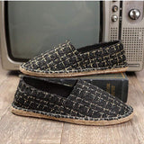 17160234776d4fe6f03f06323b1a763ba8dbb51f14_square_thumbnail_900x.webp