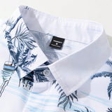 Set de camisa de manga corta con botones y pantalones cortos casuales de verano con impresion de arboles de coco para hombre