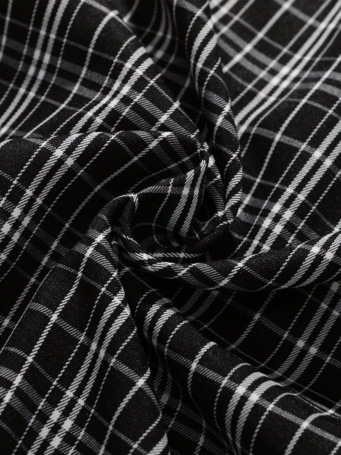1734190925a980690752c61259c9f24693147cfc40.jpg