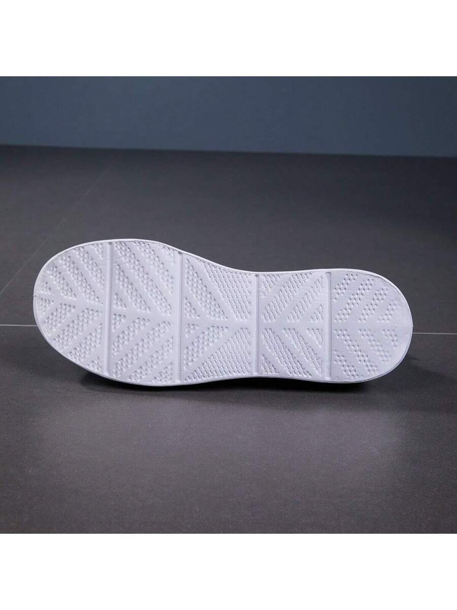 1739427893f2a804757b4e12f8805779f15dd15887_square_thumbnail_900x.webp