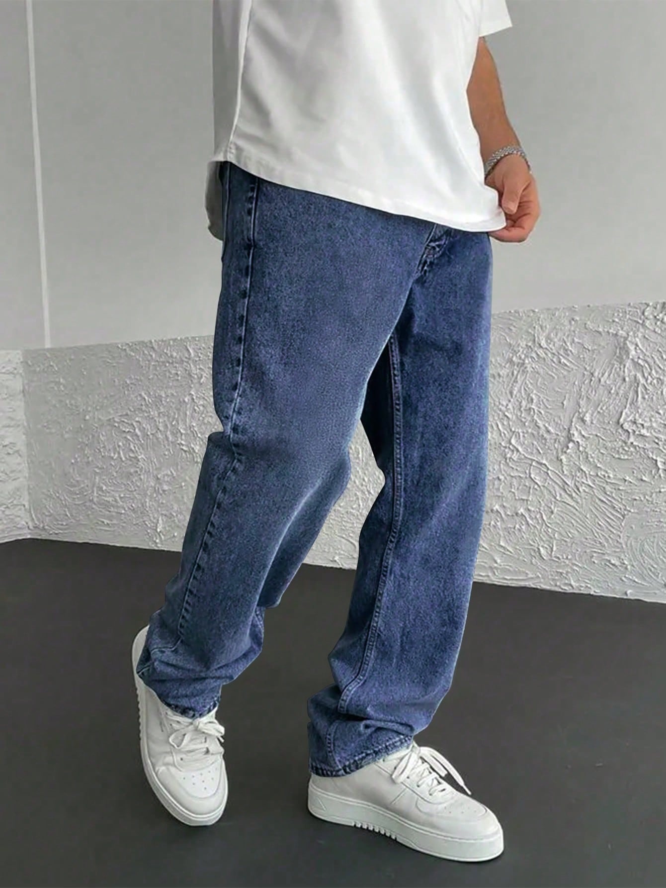 1742698593fbd995008ce1401fcb20396984fb3715.jpg