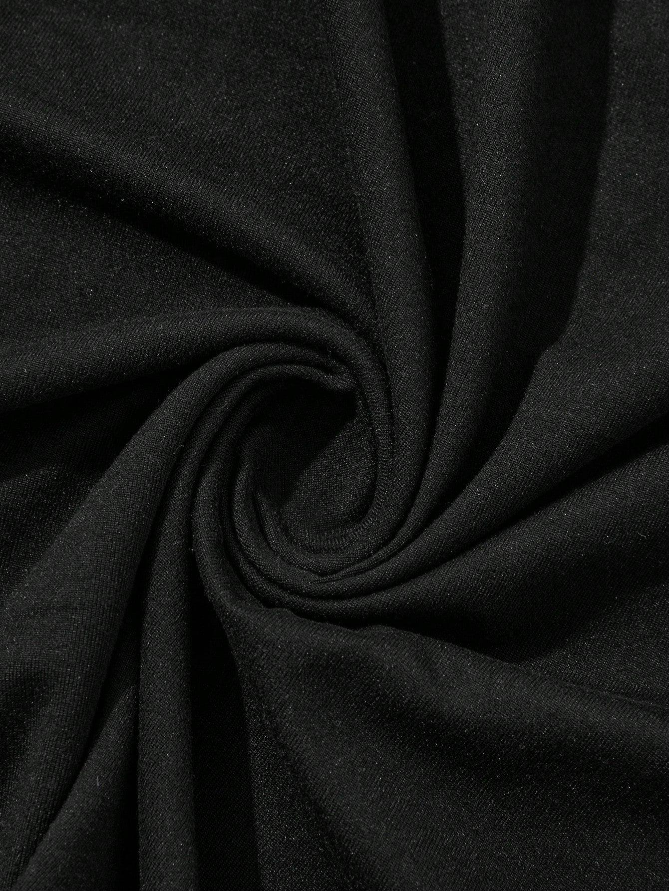 1742887159390e943ab68703f8608f64b28d4f9e27.jpg
