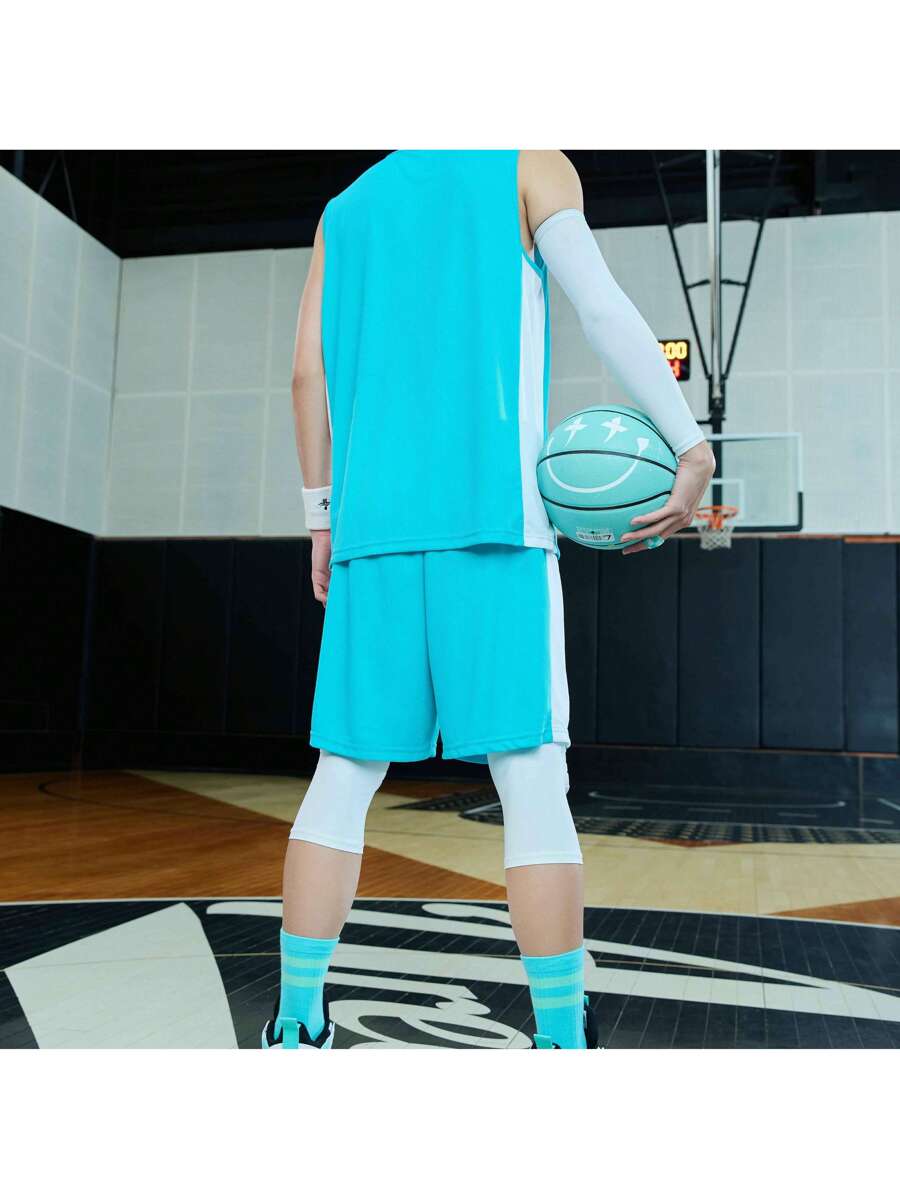 1743945107e4b02edd2c09a3aa4eb680bcee0a97c2_square_thumbnail_900x.webp