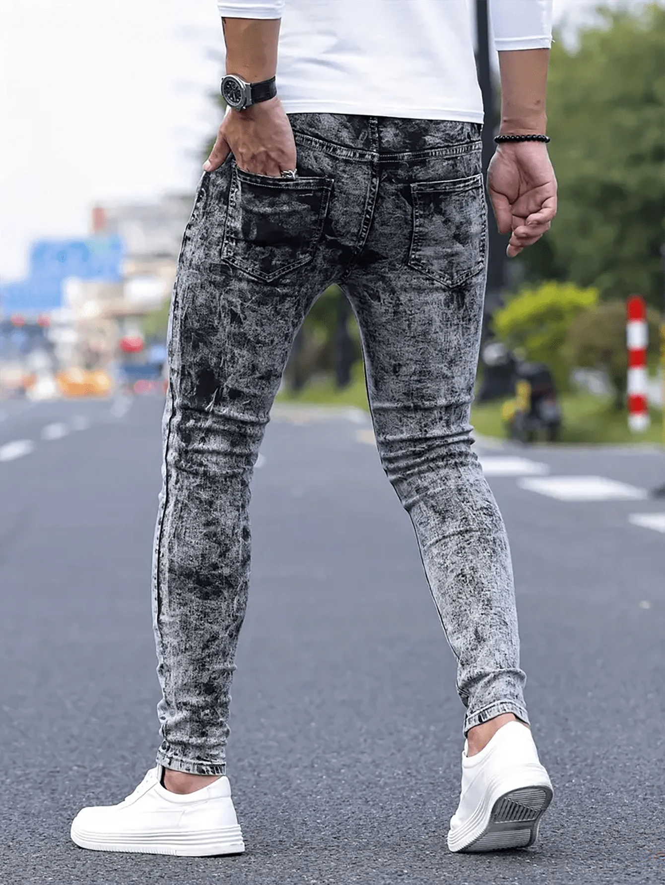 174546700611f7a68a9a502f5139975e3ab1380665_thumbnail_900x.webp