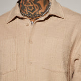 Camisa de botones de manga larga con textura en color beige - Jordan