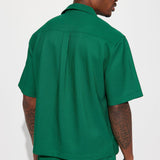 Mostrar la camisa cubana de manga corta - verde